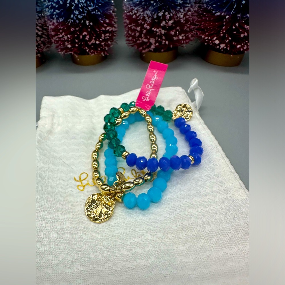 Lilly Pulitzer blue gold beaded stretch charm bracelet NWT and Dustbag 🩷🩷🩷